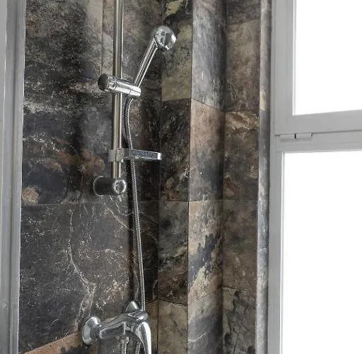 Luxury * Лісабон